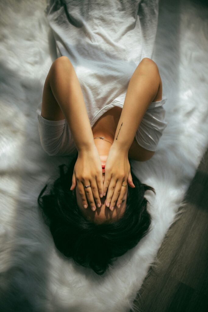 You can be busy and still feel capable, focused, and steady. Even with a packed schedule and little downtime, you might feel like you’re managing things and staying in control.