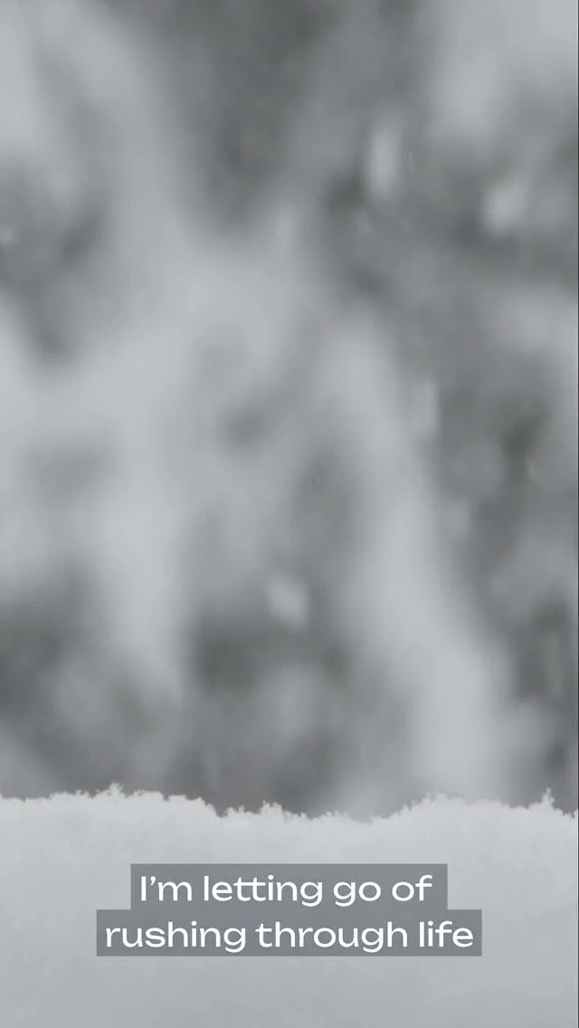 Okay… new year honesty hour?⁠
I am so done dragging old habits into a fresh year like emotional carry-on luggage.⁠
2026 is getting lighter energy, softer expectations, and way fewer guilt trips.⁠
⁠
I’m letting go of rushing through my days like I’m always behind.⁠
I’m letting go of treating rest like something I have to “earn.”⁠
I’m letting go of saying yes when I am mentally checked out.⁠
I’m letting go of perfection because, honestly, no one has that kind of time.⁠
I’m letting go of the silent competition in my head about who’s coping “better.”⁠
And I’m letting go of the idea that I have to hold everything together alone.⁠
⁠
I want ease.⁠
I want slowness.⁠
I want the kind of peace where my nervous system isn’t fighting for oxygen.⁠
⁠
So yeah, lighter bags this year.⁠
More boundaries.⁠
More softness.⁠
More choosing myself without apology.⁠
⁠
What are YOU letting go of in 2026?