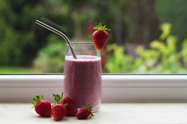 Healthy habits don't have to be complicated. In fact, some of the healthiest habits are the simple routines we build together as a family.⁠
⁠
One healthy habit we love in our house is making smoothies. It's an easy way for everyone to enjoy fruit, add a few extra nutrients to our day, and spend a little time together in the kitchen. Plus, the kids love choosing their ingredients and creating their own combinations!⁠
⁠
Healthy habits don't have to look the same for every family. Maybe your family takes evening walks together, eats dinner at the table, gardens, bikes, or spends time outdoors on the weekends.⁠
⁠
We're curious, what is one healthy habit your family does together? Share it in the comments below. You might inspire another family to try something new! ❤️⁠
⁠
#FamilyHealth #HealthyFamilies #HealthyHabits #HealthyLiving #WellnessJourney #FamilyWellness #HealthyLifestyle #Wellness #HealthyAmerican #FamilyTime⁠